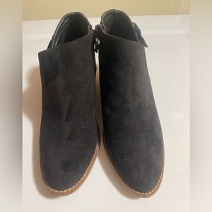 Black suede fabric Corky booties